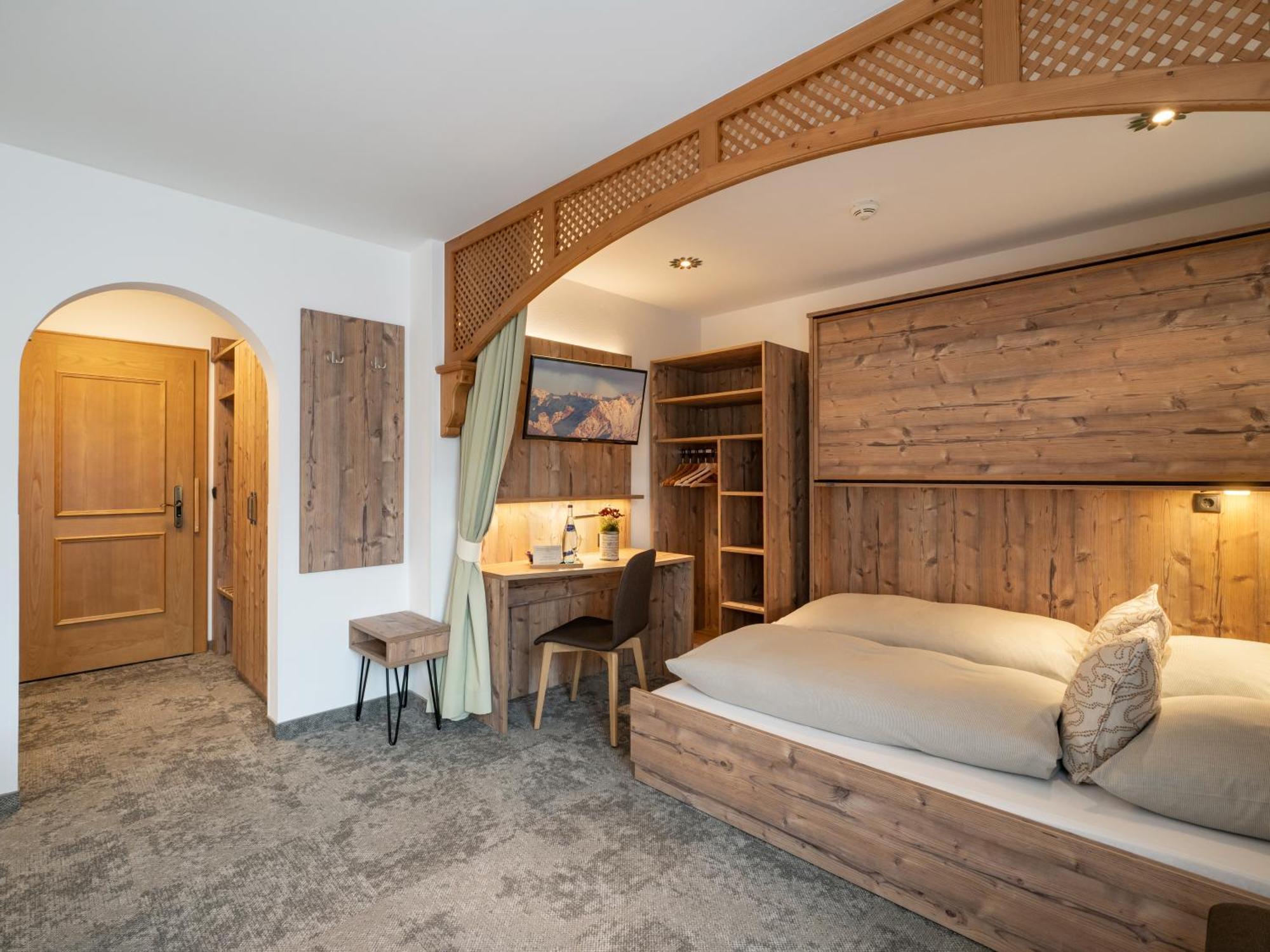 Hotel Garni Ferienhof Mayrhofen Exteriör bild